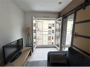 t2 à la vente -   34500  BEZIERS, surface 38 m2 vente t2 - UBI463398002